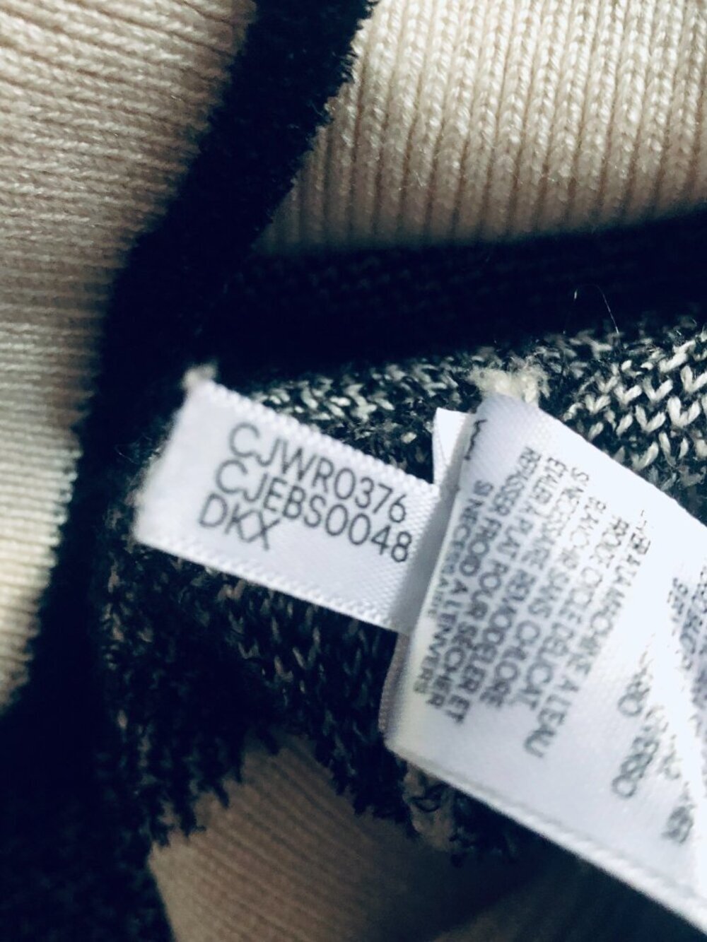 Calvin Klein Jeans Knit Sweater Grey Cream Cropped Boxy Fit Logo Size L Large - Picture 4 of 6